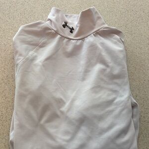 Under Armour  men’s cold gear White Top size medium